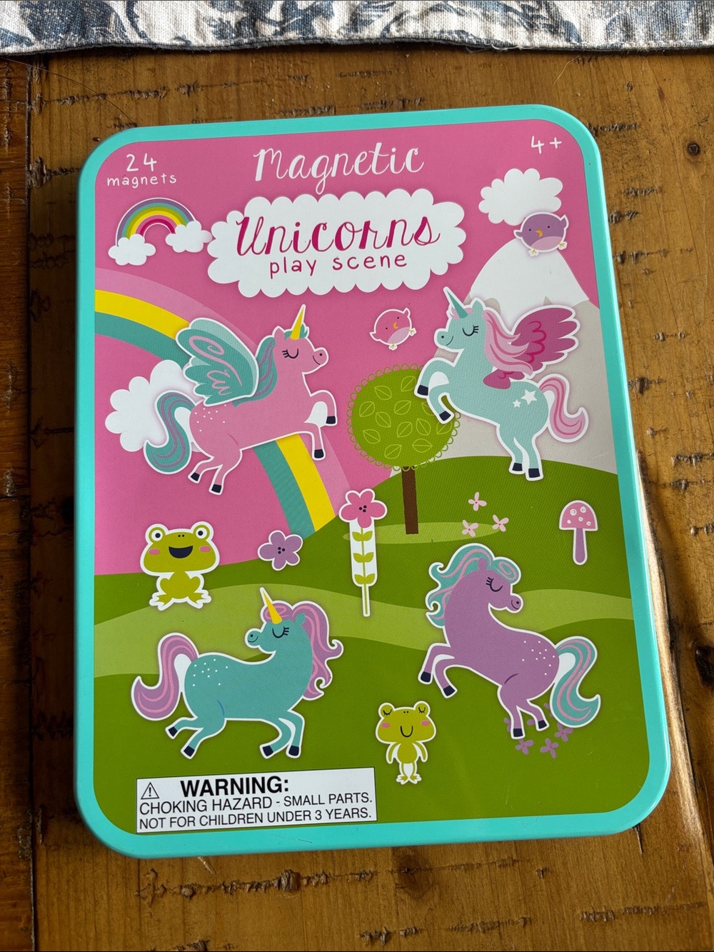 Magnetic Unicorns Play Scene -